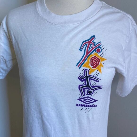 Vintage 1990s Umbro Graphic Soccer T-Shirt‎ - Picture 2 of 6